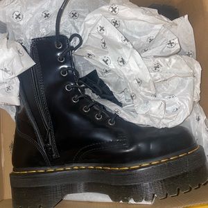 DR MARTENS JADON SIZE 8W